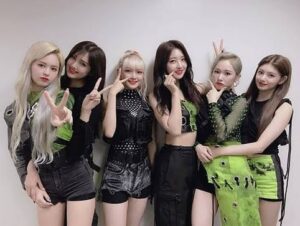 EVERGLOW(エバーグロウ)ファン名は？ファンクラブの特典や公式グッズをご紹介！