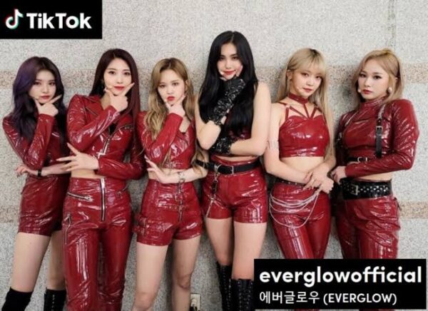 EVERGLOW(エバーグロウ)ファン名は？ファンクラブの特典や公式グッズをご紹介！