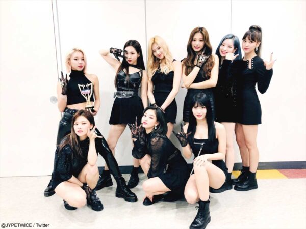 TWICE(トゥワイス)の日本語オリジナル曲の人気順・最新ランキング2022年版！