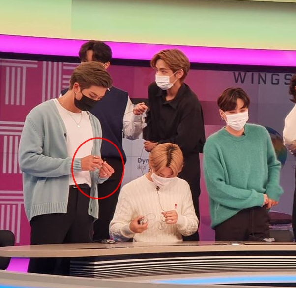 BTS(防弾少年団)RMの薬指に指輪が！誰かと熱愛中との噂は本当？相手は誰？