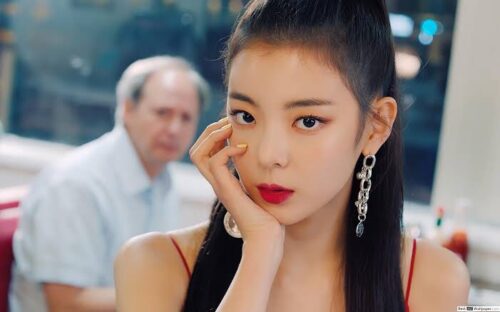 ITZY(イッジ)の誕生日・年齢順|身長体重と血液型一覧