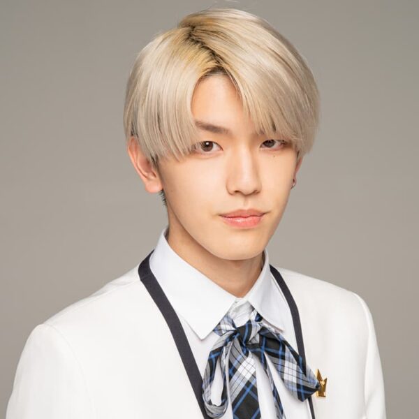 INI(アイエヌアイ)には公式の絵文字がある？絵文字で誰かわかる？