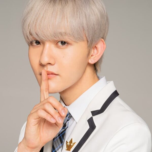 INI(アイエヌアイ)には公式の絵文字がある？絵文字で誰かわかる？