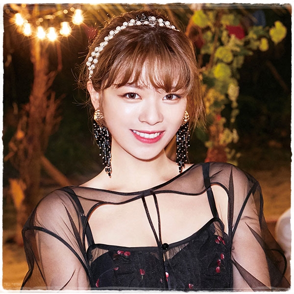 TWICE(トゥワイス)のクラクラのMVで8人しかいない理由は?