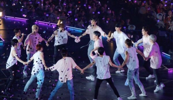 SEVENTEEN(セブチ)は人気落ちた？韓国では人気ない？日本人気はなぜ