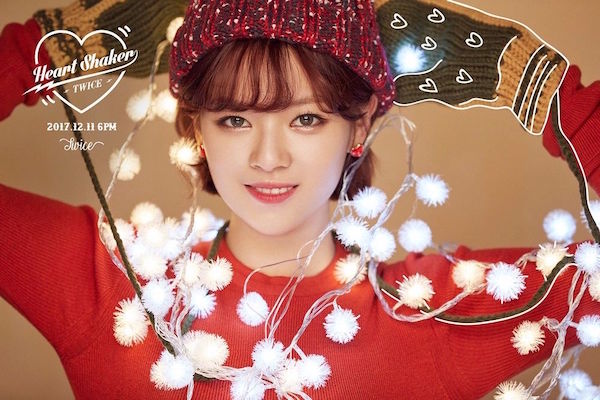 TWICE(トゥワイス)のクラクラのMVで8人しかいない理由は?