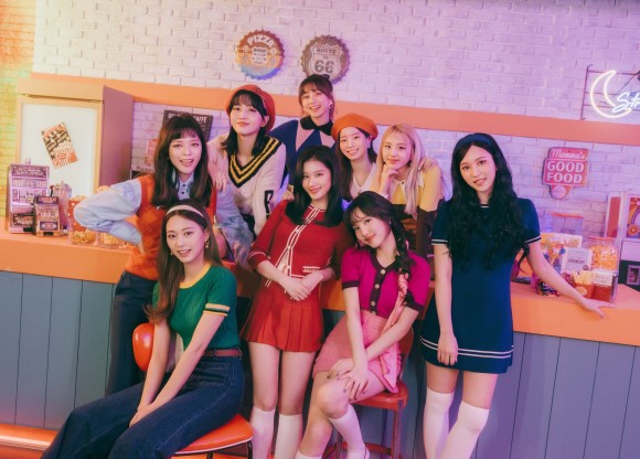 TWICE(トゥワイス)は2021年に人気落ちた?路線変更失敗でファン離れ?