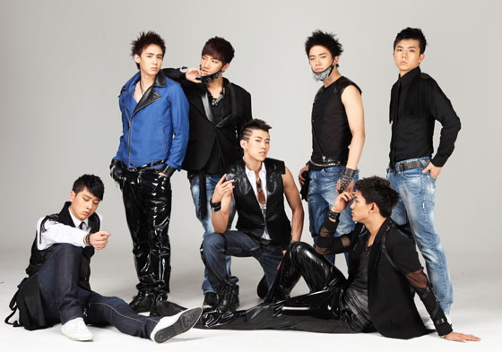 2PMの脱退したメンバーのジェボム・テギョンの現在・脱退理由とは?