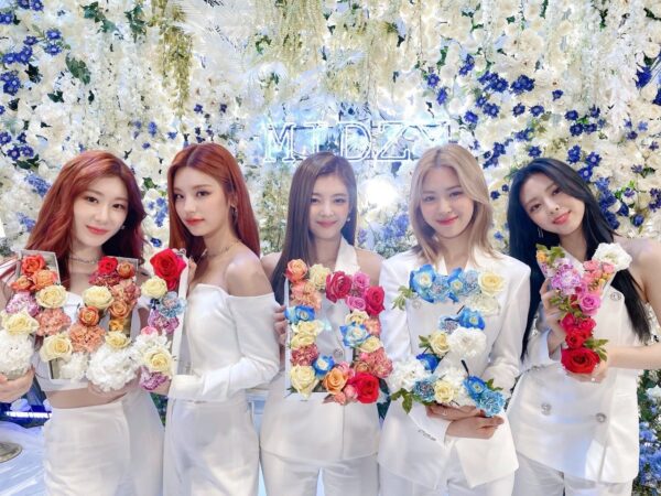 ITZY(イッジ)のリアがmステのダンスミスで炎上？