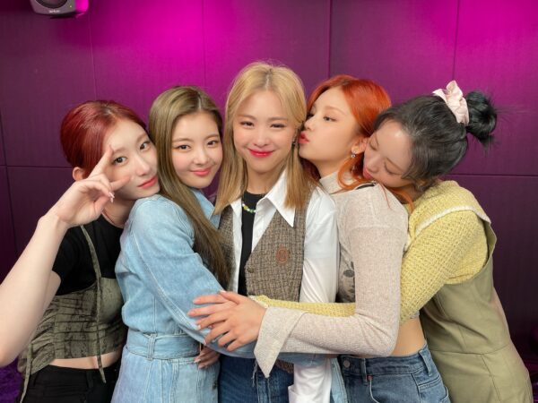 ITZY(イッジ)のリアがmステのダンスミスで炎上？