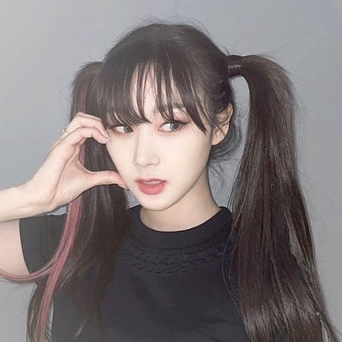 aespa(エスパ)ジゼルは足長い?太い?股下は何センチなのか