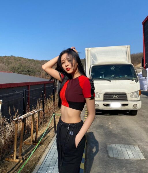 ITZY(イッジ)のスタイルの良さランキング!足が太いスタイル悪いメンバーは?