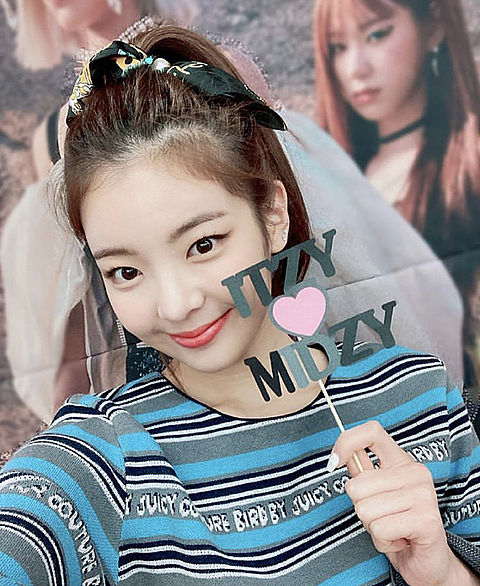 ITZY(イッジ)のリアがmステのダンスミスで炎上？