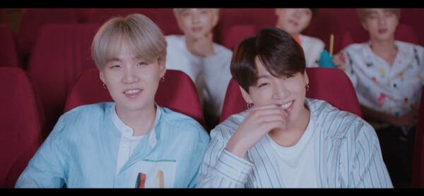 BTS(防弾少年団)のlightsは5形態販売！読み方や和訳をご紹介します。