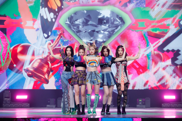 ITZY(イッジ)が人気ない理由とは？韓国の反応｜海外人気はある？