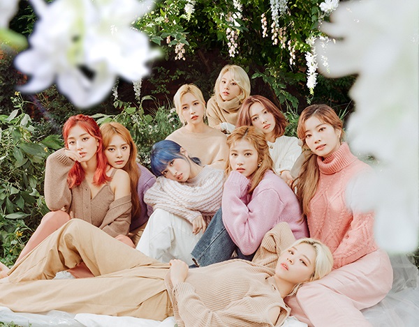 TWICE(トゥワイス)のファンクラブは入るべき?評判とメリットについて
