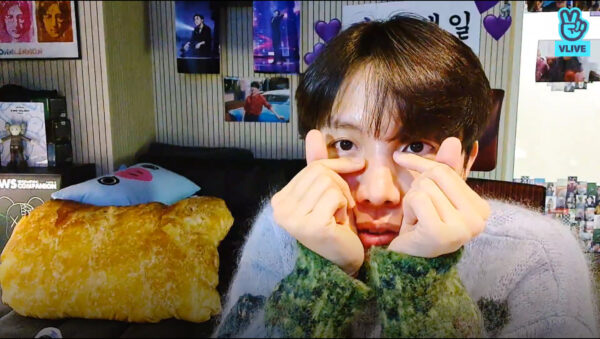 BTS J-HOPE(ホソク)誕生日にVライブ!ケーキ落とす?