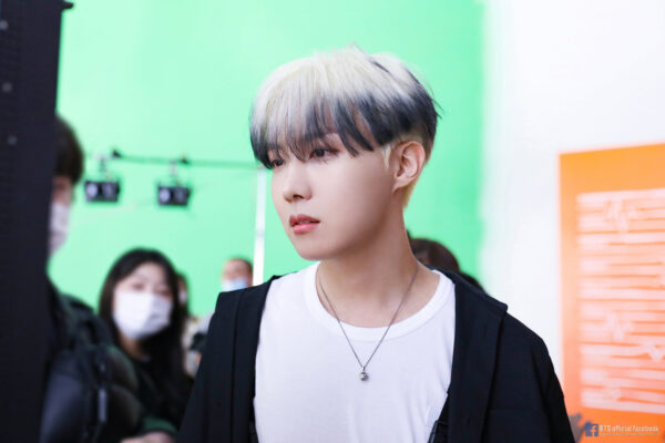 BTS J-HOPE(ホソク)かっこいい!美形すぎてイケメンというより美人という声も?