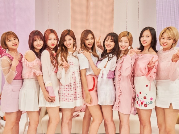 韓国アイドル(k-pop) 女性グループ人気順ランキング2022年最新版!