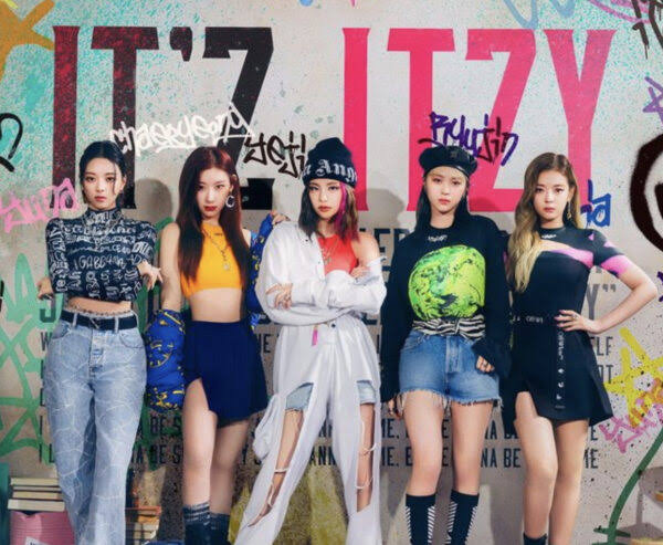 ITZY(イッジ)メンバーの挨拶の意味一覧｜手の動作・ジェスチャー