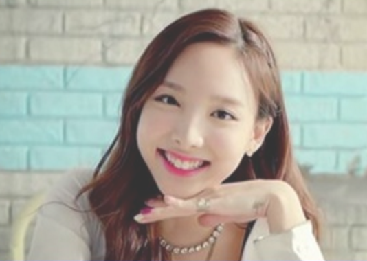 TWICE(トゥワイス)に人気格差はある?人気ないメンバーはいる?