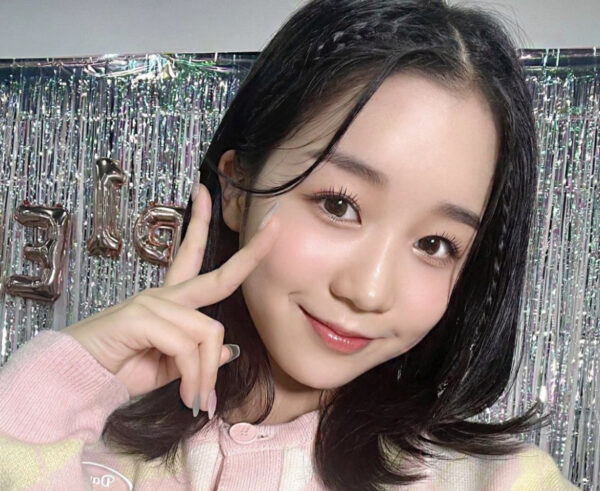 韓国アイドル K Pop の人気で可愛い日本人女性を紹介します