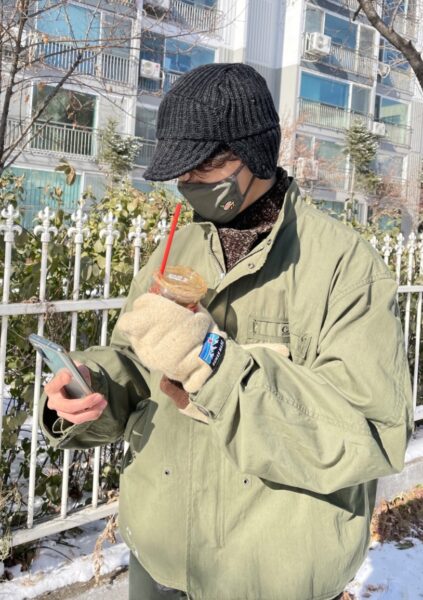 BTS J-HOPE(ホソク)私服のブランドは？帽子・着用スニーカーも紹介