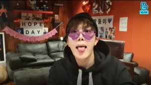 BTS J-HOPE(ホソク)誕生日にVライブ！ケーキ落とす？