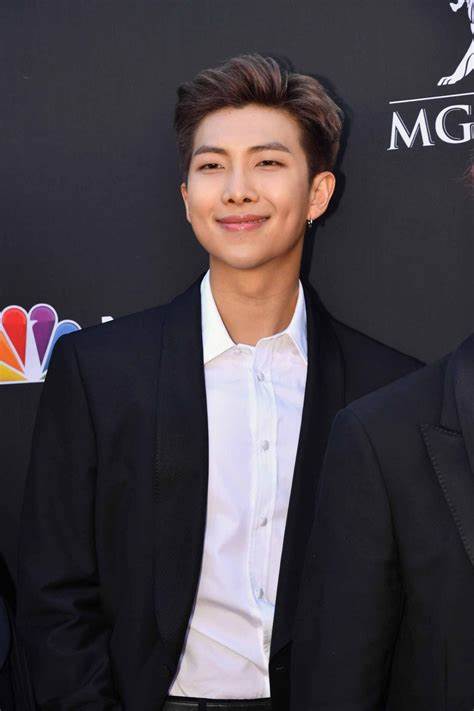 BTS RM(ナムジュン)幼少期が可愛い！子供の頃のエピソードも！