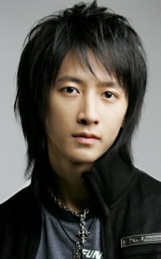 スーパージュニア(super junior)のデビュー日や当時の年齢・エピソードまとめ!