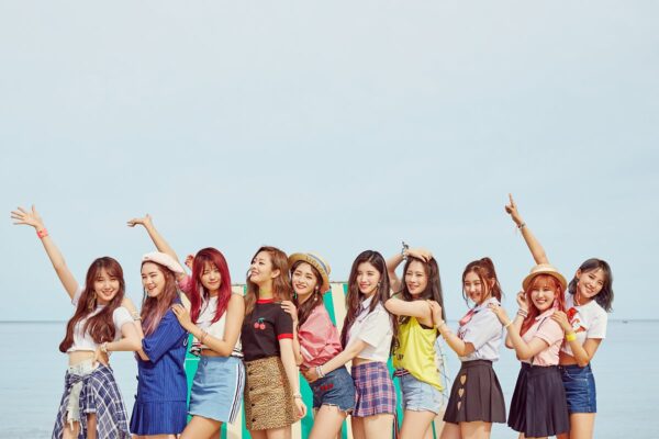 韓国アイドル(k-pop)の闇!売れなくなったら使い捨てという話や裏事情はどうなの?