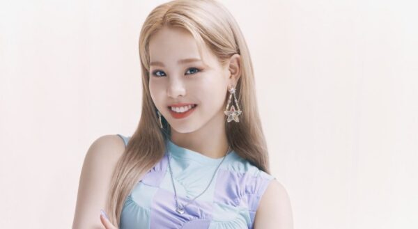 Niziu(ニジュー)マコの高速ダンスがすごい！レベチで最強！ダンススクールはどこ？