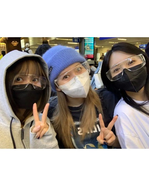 韓国アイドル(k-pop)のマスクの付け方まとめ!わざと大きいのをつけて顔を小さめに見せてる説も?