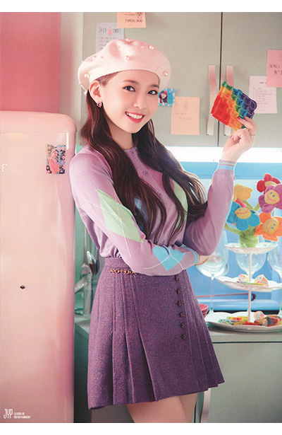 Niziu(ニジュー)マユカ服装について|帽子が多いのはなぜ・理由は?