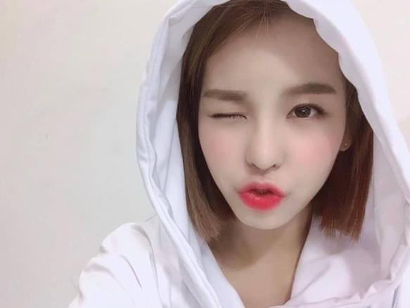 Niziu(ニジュー)マコの高速ダンスがすごい！レベチで最強！ダンススクールはどこ？