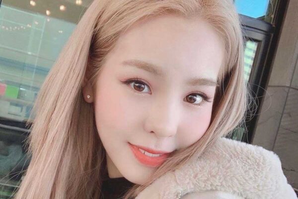 Niziu(ニジュー)マコの高速ダンスがすごい！レベチで最強！ダンススクールはどこ？