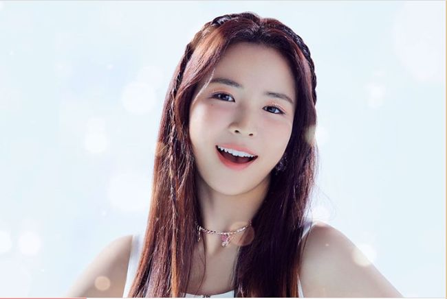 Niziu(ニジュー)マヤの愛用コスメ!香水やリップなどを紹介!