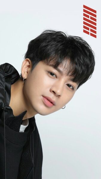 ikon(アイコン)のプロフィール!誕生日や血液型・身長までご紹介。