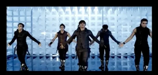 ２PMの全盛期ヒット曲をランキング形式でご紹介！おすすめ曲もありますよ！