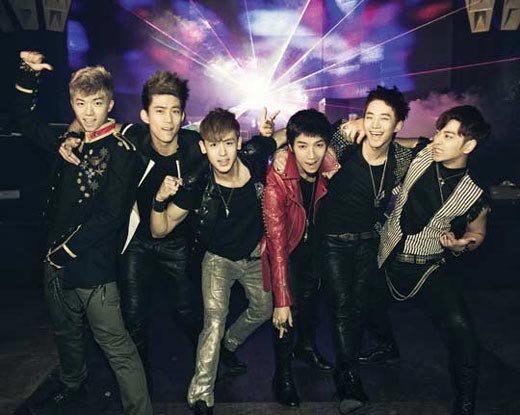 ２PMの全盛期ヒット曲をランキング形式でご紹介！おすすめ曲もありますよ！