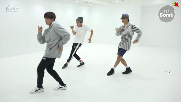 BTS3J（ジョングク・ジミン・J-HOPE）が歌う卒業とは？あわせて歌詞もご紹介！