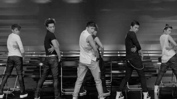 ２PMの全盛期ヒット曲をランキング形式でご紹介！おすすめ曲もありますよ！