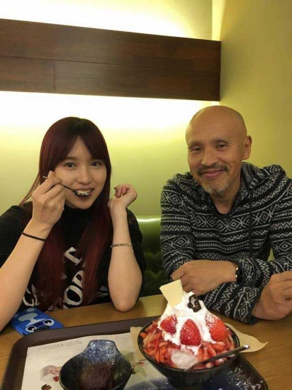 TWICE(トゥワイス)ミナはお嬢様!父親は医者?家族構成まとめ
