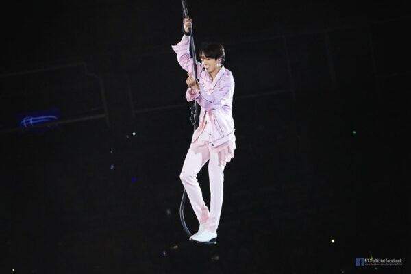 BTSグクのソロ曲「Euphoria」が話題!読み方や歌詞の意味までご紹介!