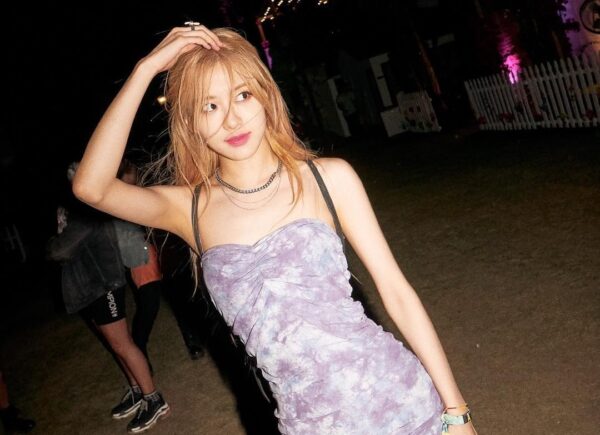 BLACKPINK(ブラックピンク)ロゼの髪型&髪色まとめ|ポニーテールやハーフアップなど人気のスタイリングも紹介