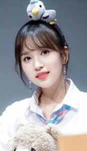 TWICE(トゥワイス)ミナのプロフィール！誕生日や血液型・趣味まで徹底調査！