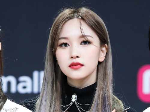 TWICE(トゥワイス)ミナの本名や国籍は？アメリカ人のハーフという噂を調査！