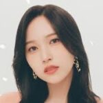 TWICE(トゥワイス)ミナの私服がかわいい!ファッションコーデ&ブランド紹介