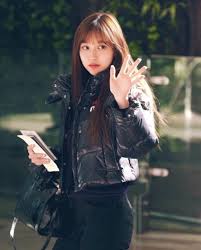 TWICE(トゥワイス)ミナの私服がかわいい！ファッションコーデ＆ブランド紹介