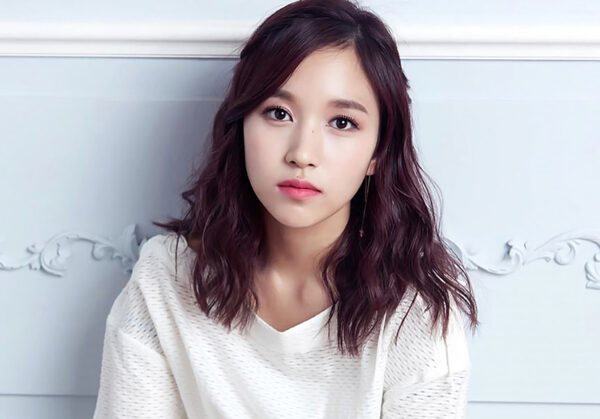 TWICE(トゥワイス)ミナの本名や国籍は？アメリカ人のハーフという噂を調査！